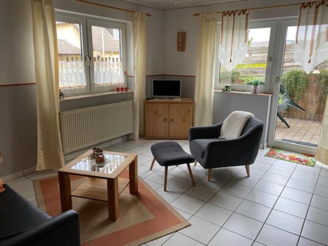 צל אן דר מוזל Ferienwohnung Martina מראה חיצוני תמונה